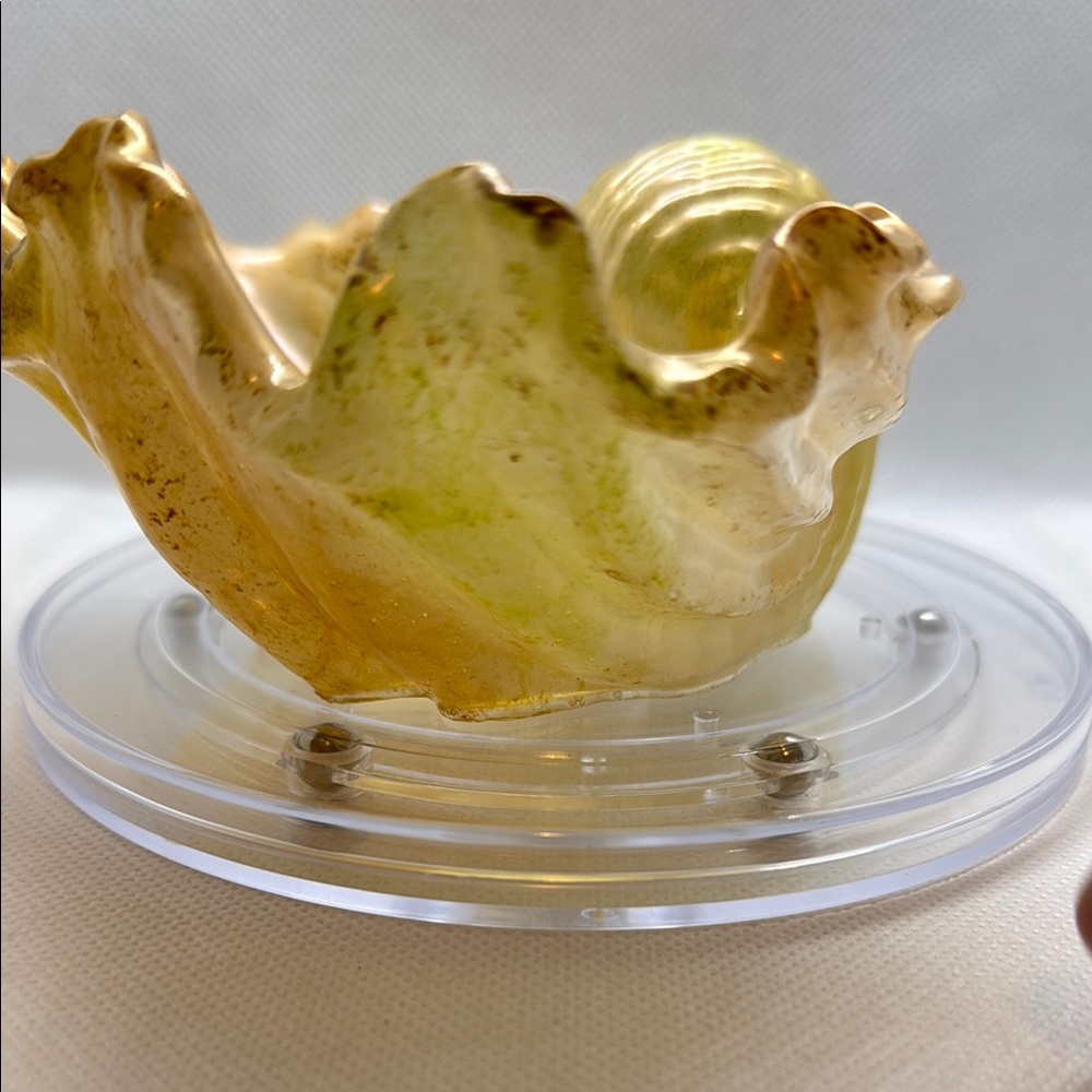 Unique Resin Gold Leaf-Shaped Decorative Bowl - Picture 11 of 17